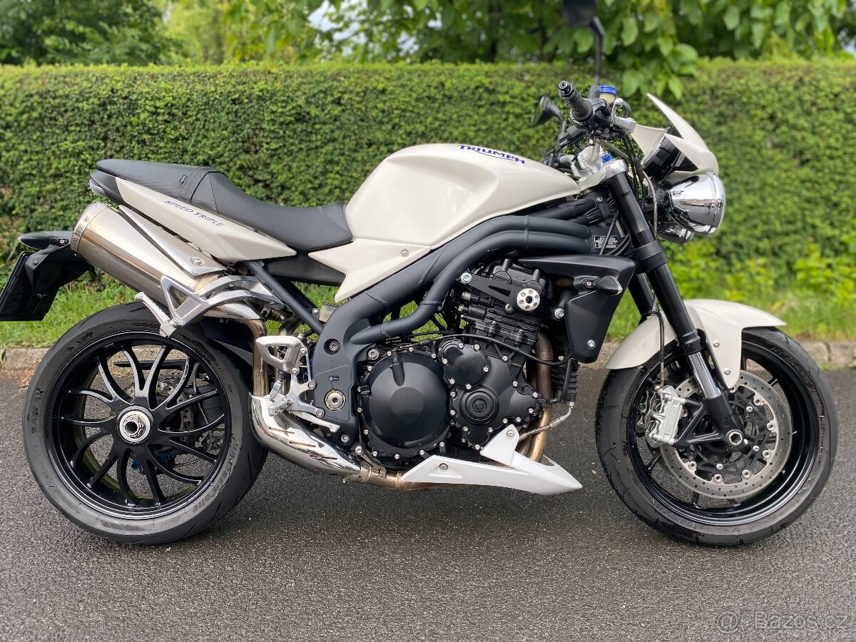 Triumph Speed Triple - 2