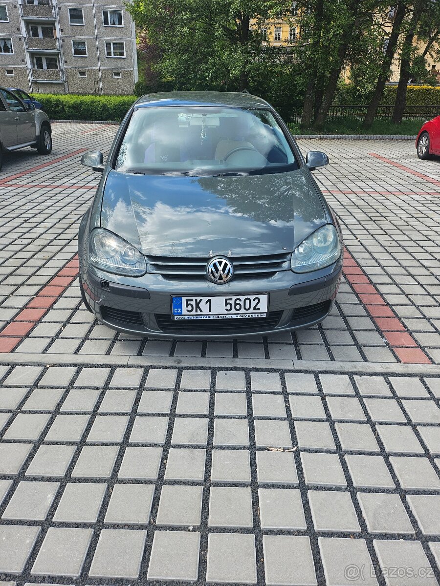 Volkswagen Golf V. - 2