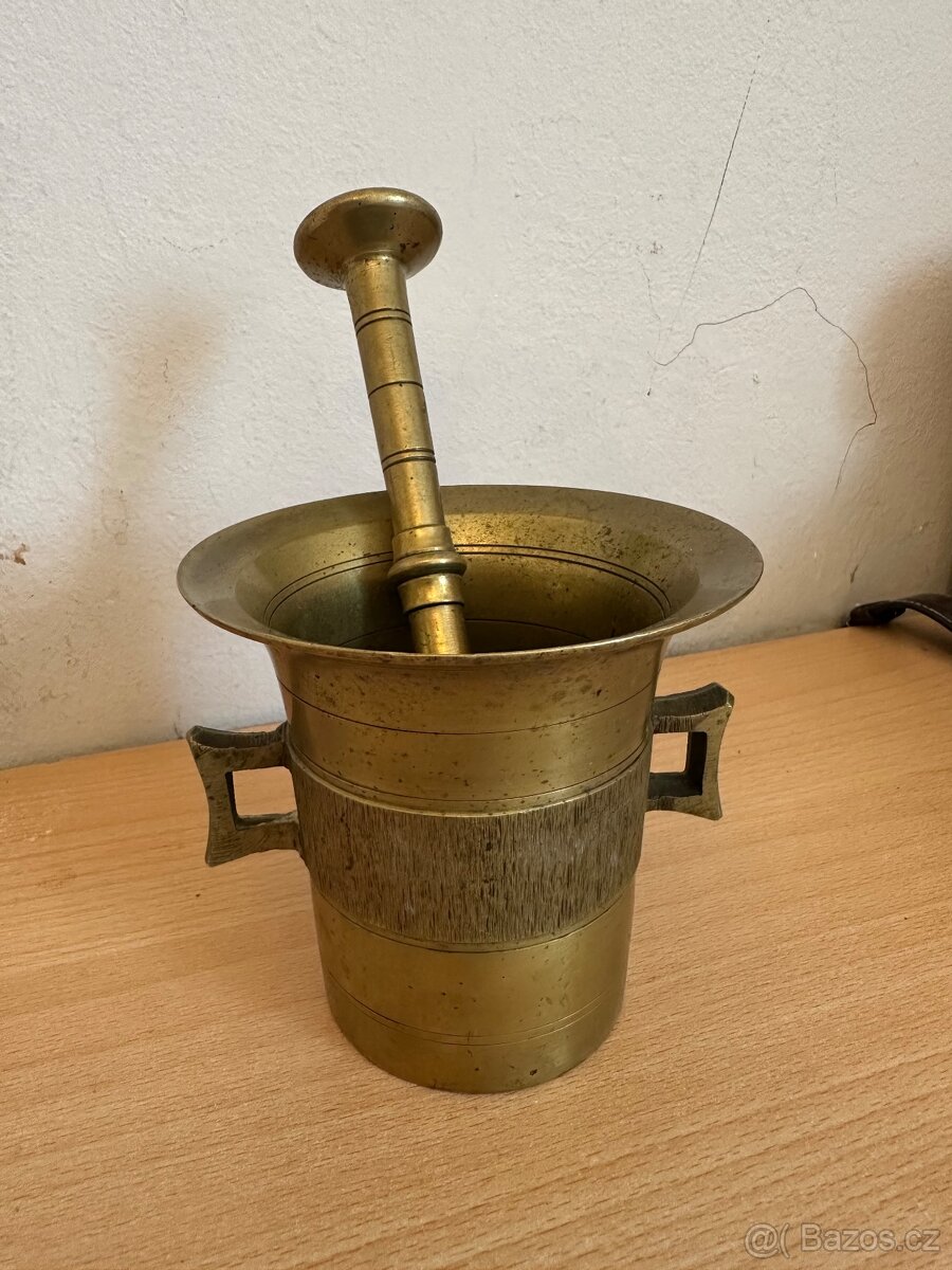 hmoždíř - 2