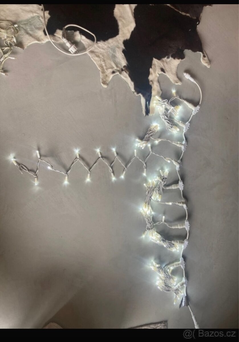 Bílá vánoční světýlka zavěs - 2