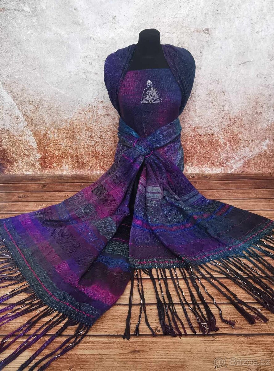 Hedvábný šátek pro nošení miminka - 2