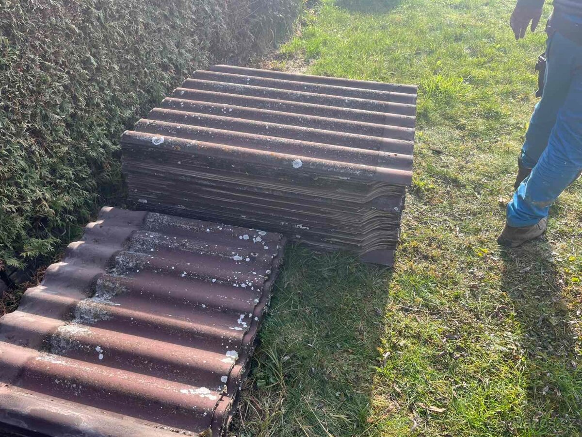 Eternitová střecha cca 250 m² – daruji za odvoz - 2