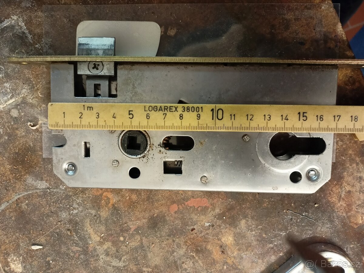 Zadlabací zámek - pro cylindrickou vložku 90/50/20 - 2