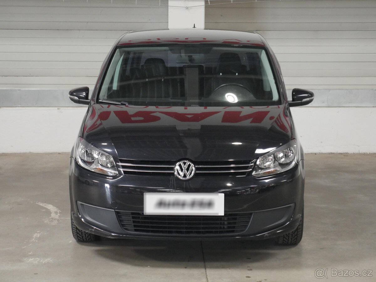 Volkswagen Touran 1.6 TDi , 77 kW nafta, 2012 - 2