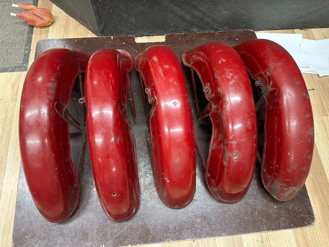 Predám prední blatník JAWA 250/559 350/360 panelka - 2