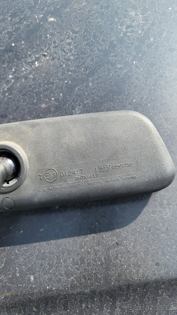 Samostmívací zpětné zrcátko - 2