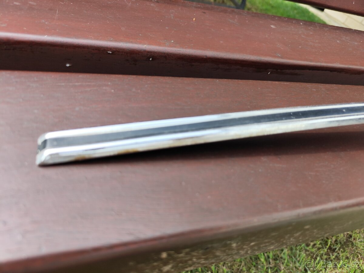 Dekorační lišta na přední čelo. - 2