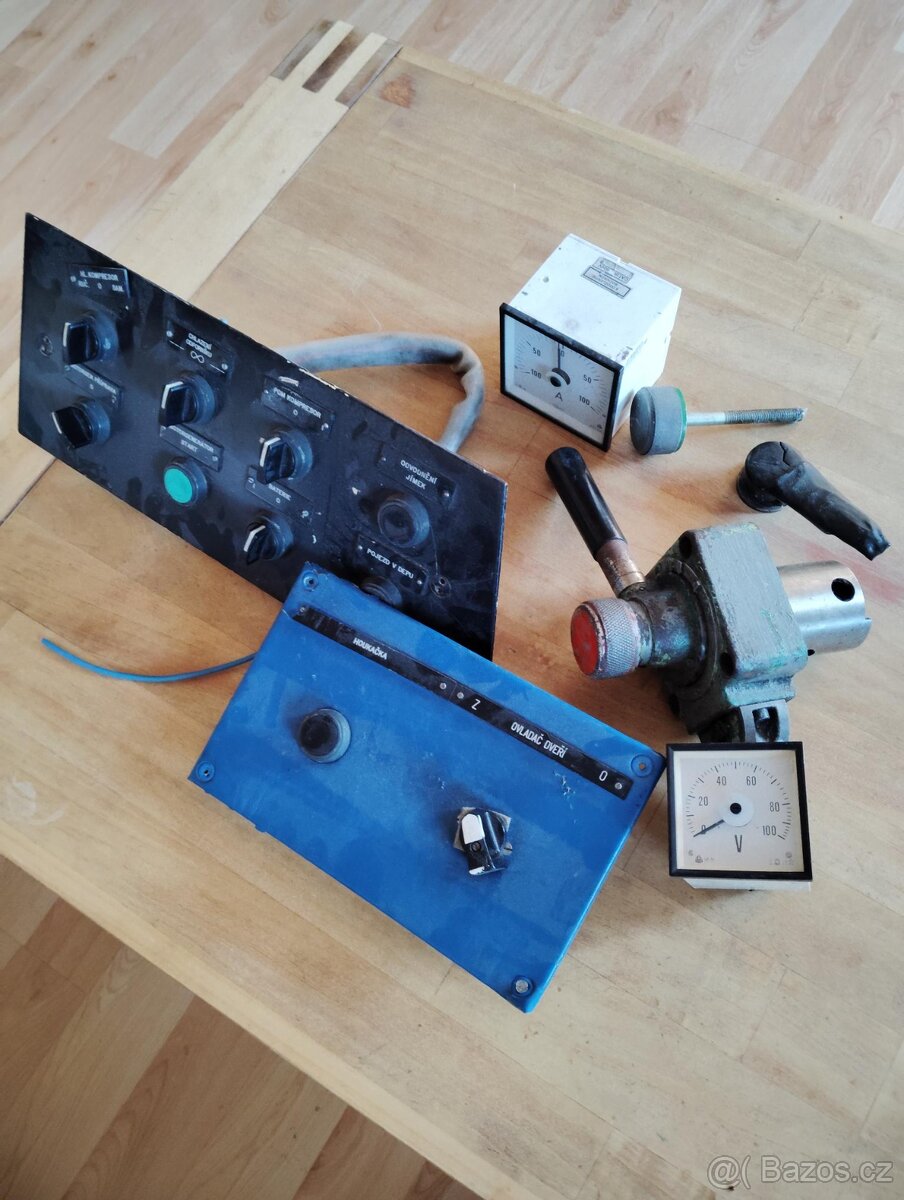 Dráhy, vlaky, součástky - 2