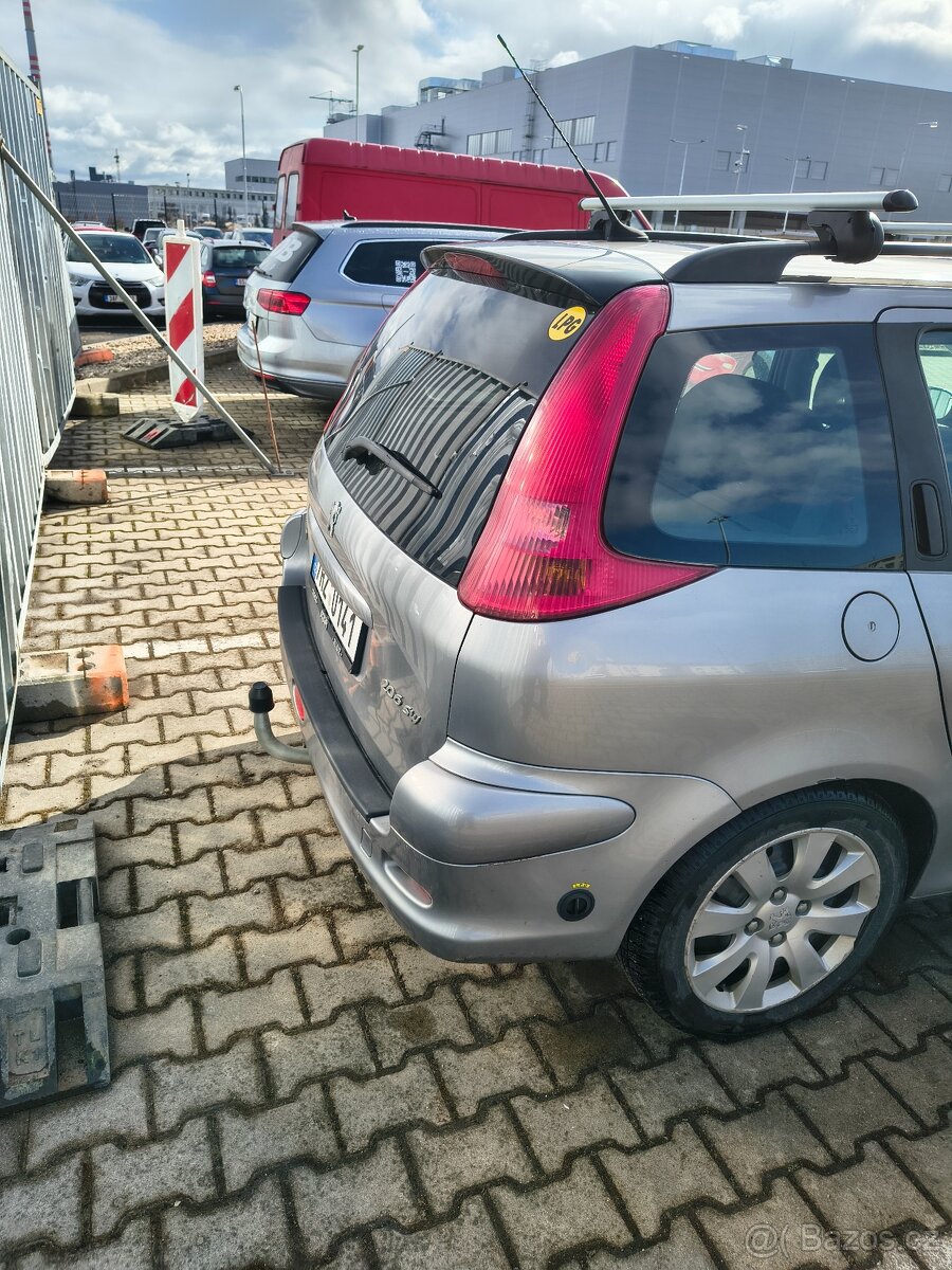 Prodám Peugeot 206 sw - 2