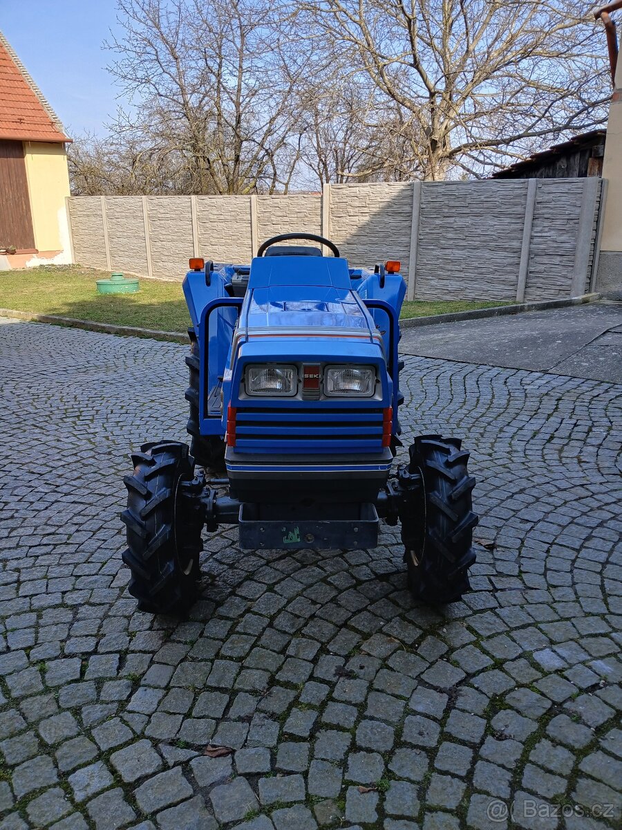 ISEKI Landleader 215 - 2