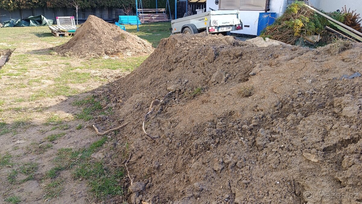 Hlína za odvoz, cca 6m3 - 2