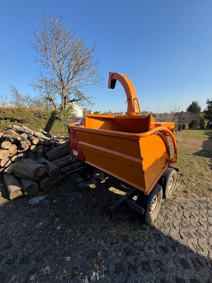 Štěpkovač Jensen A 328 M – diesel, profi stroj - 2