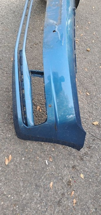 Predni naraznik vw touran 5TA807221A - 2