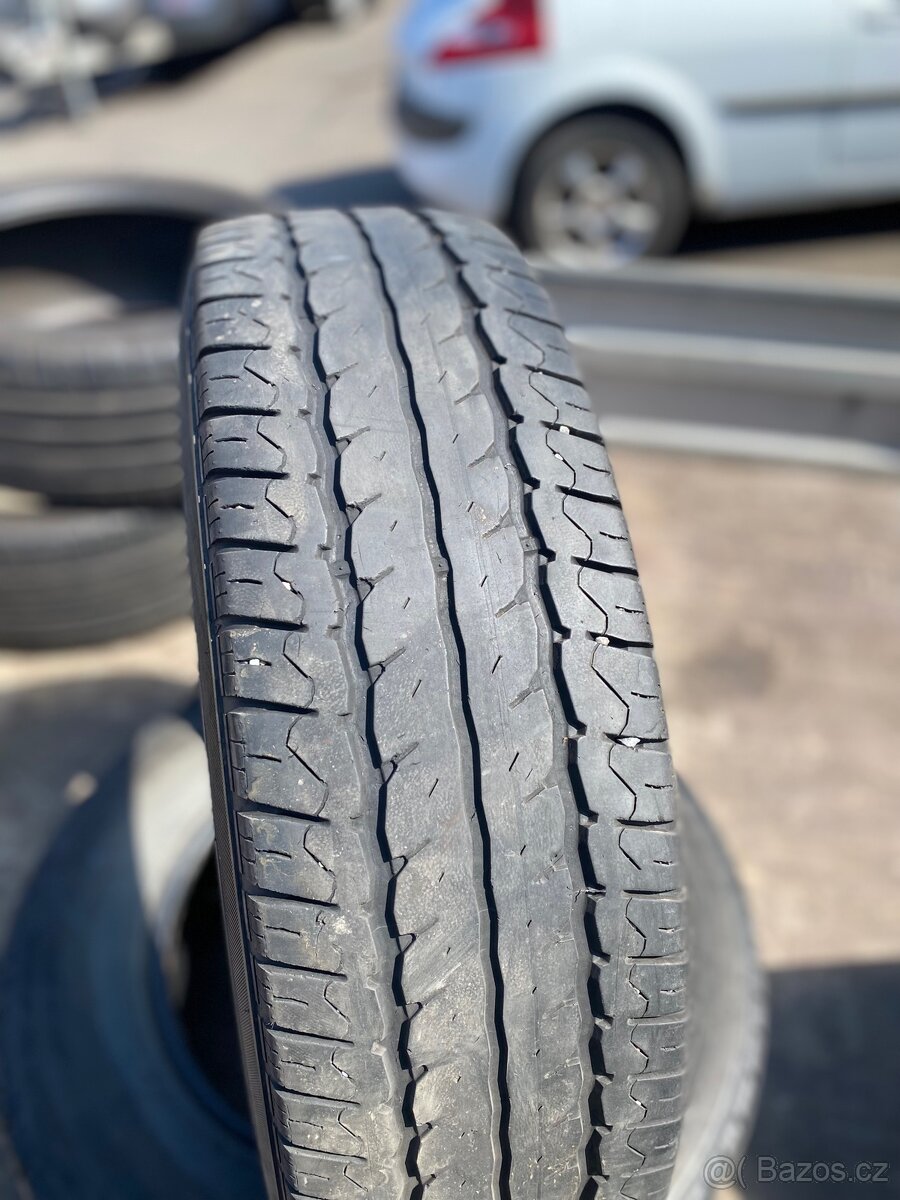 Letní pneu Maxxis 205/75 R16C - 2