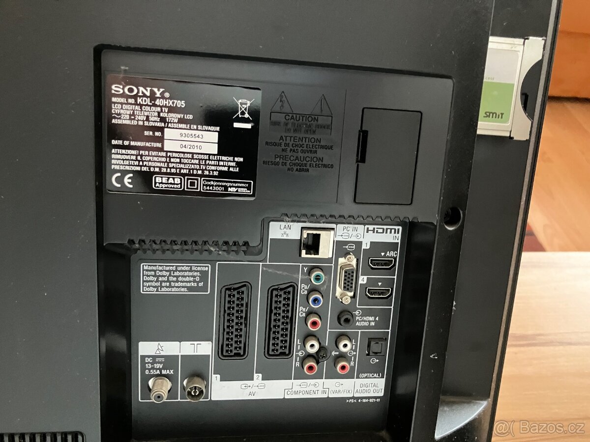 Sony Bravia KDL - 40 HX 705 - 2