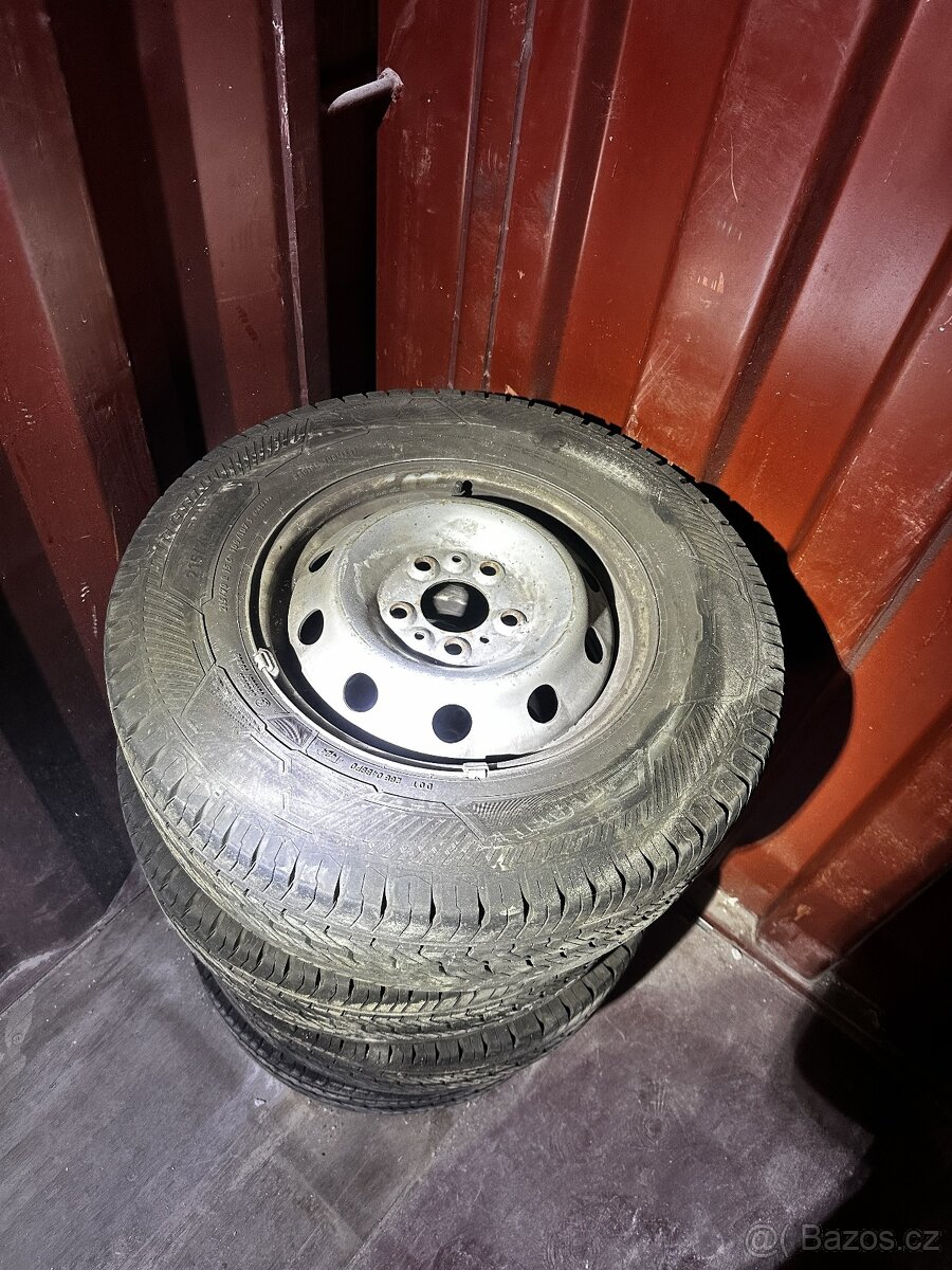 Letní pneu 215/70 R15 C - 2