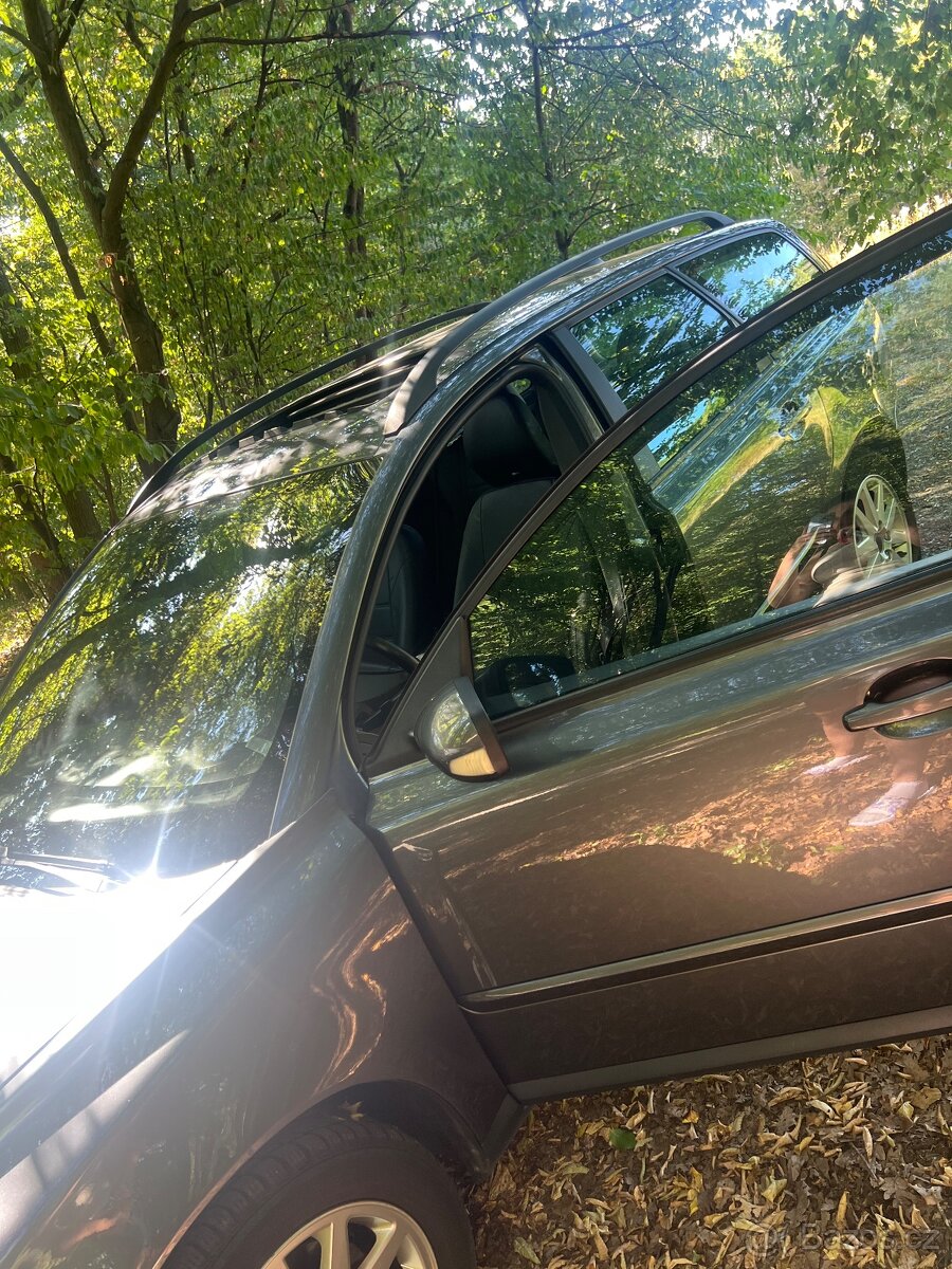 Volvo V 50 - 2
