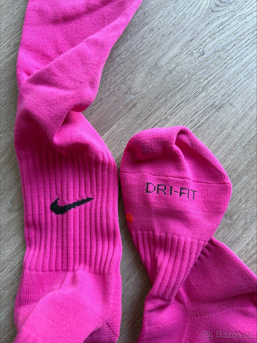 Fotbalové štulpny Nike - 2