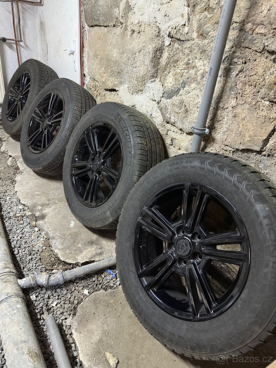 5x114,3 R17 Mustang - 2