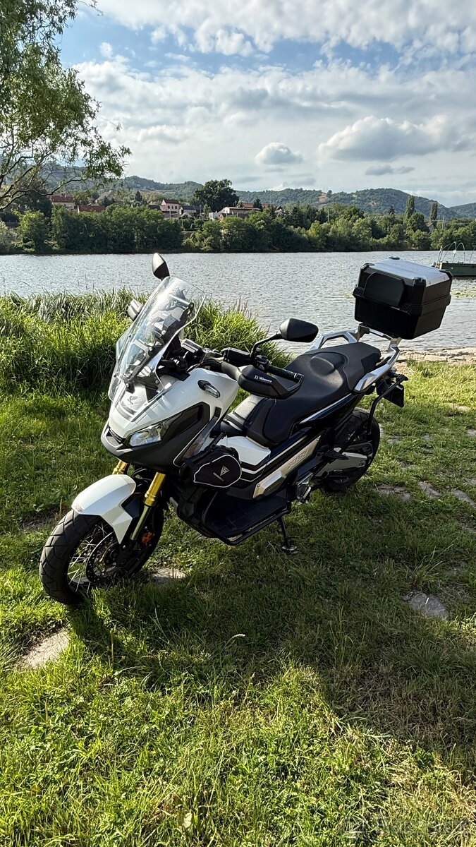 Honda X-ADV 750 - 2