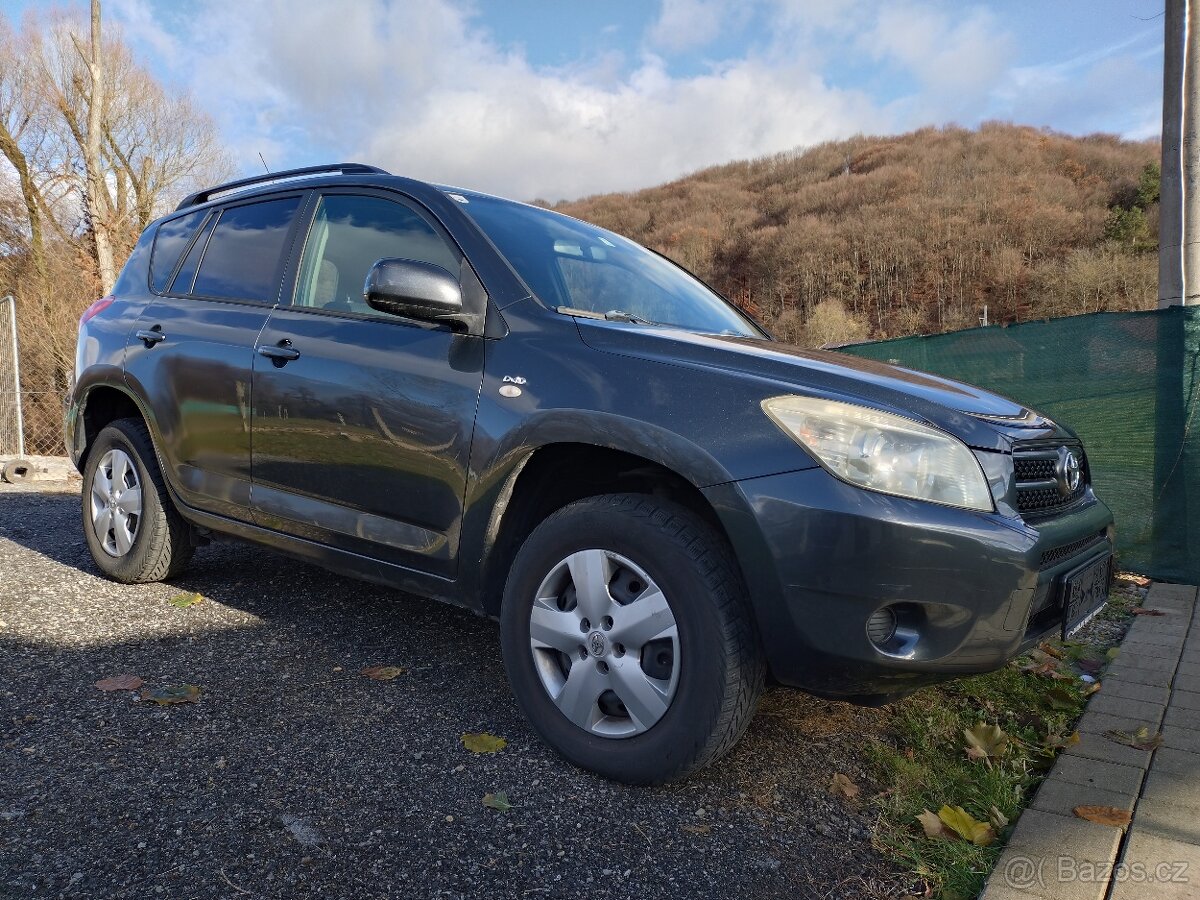 Toyota RAV4 2,2 4x4 - 2