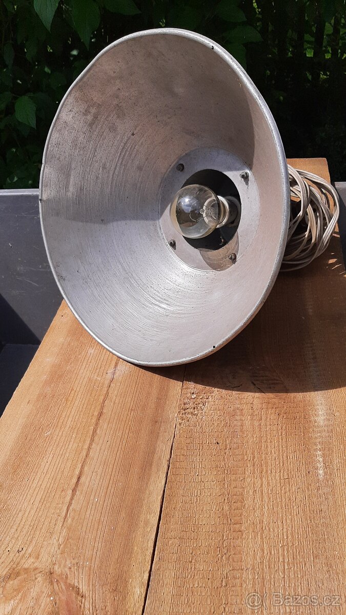 Průmyslové hliníkové svítidlo - 2