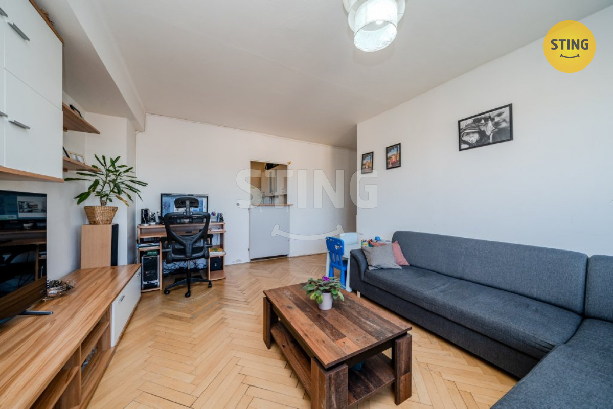 Prodej bytu 3+1 s balkónem, ul. Resslova, Ostrava - , 133798 - 2