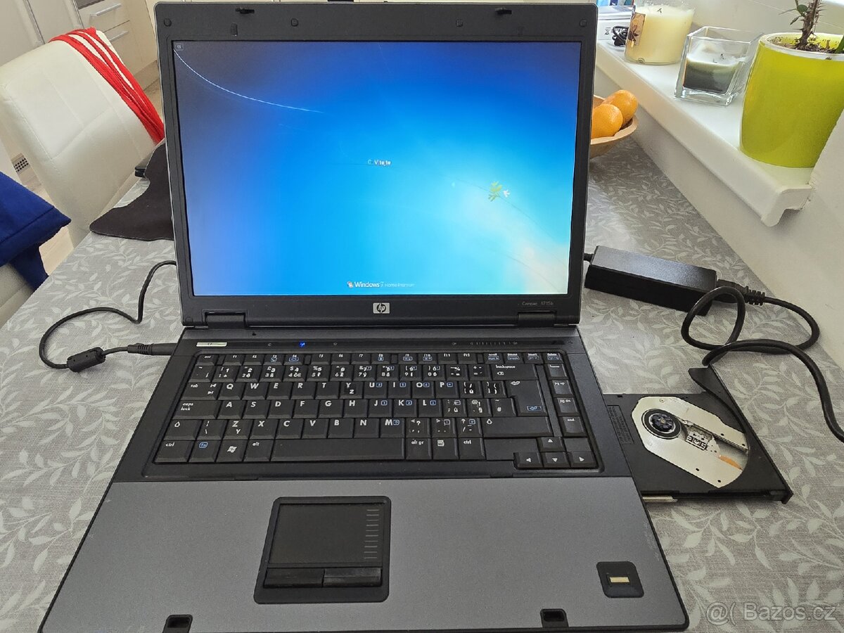 Prodám Notebook HP Compaq 6715b, - 2