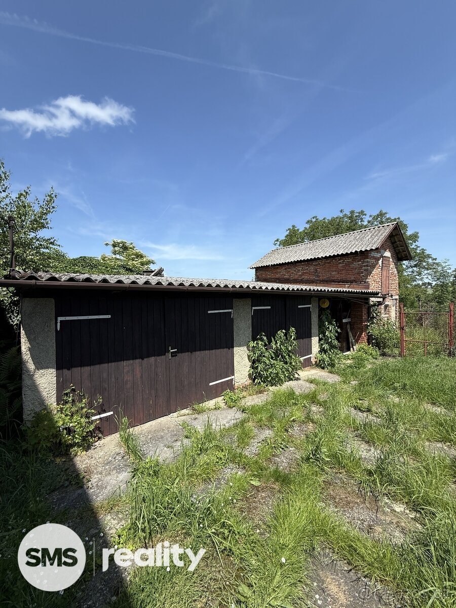 Pronájem rodinného domu 4+1 se zahradou – Dřínov u Kroměříže - 2