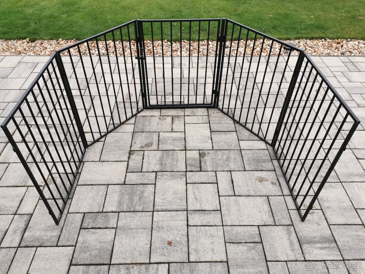 Zábrana ke krbu - 2