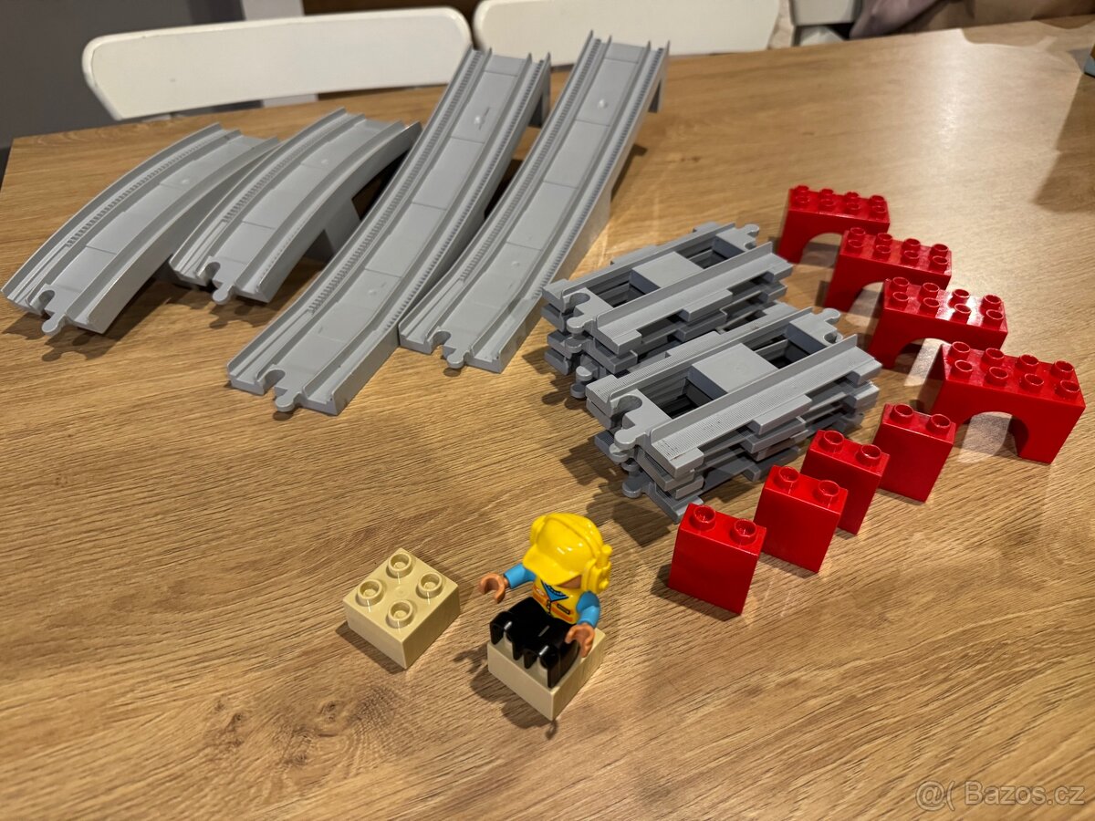 LEGO DUPLO - Železniční tratě a viadukt 10872 - 2