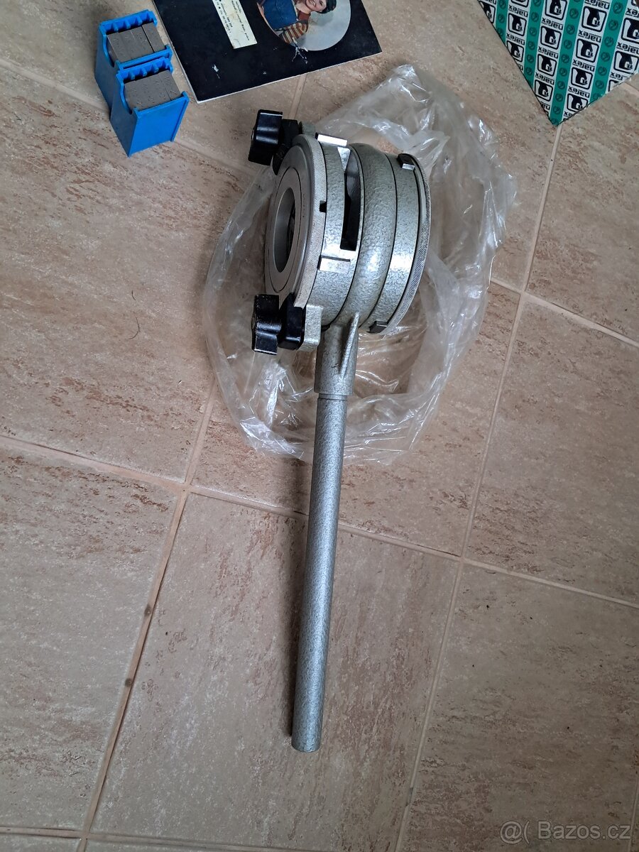 Závitová hlava Narex - 2