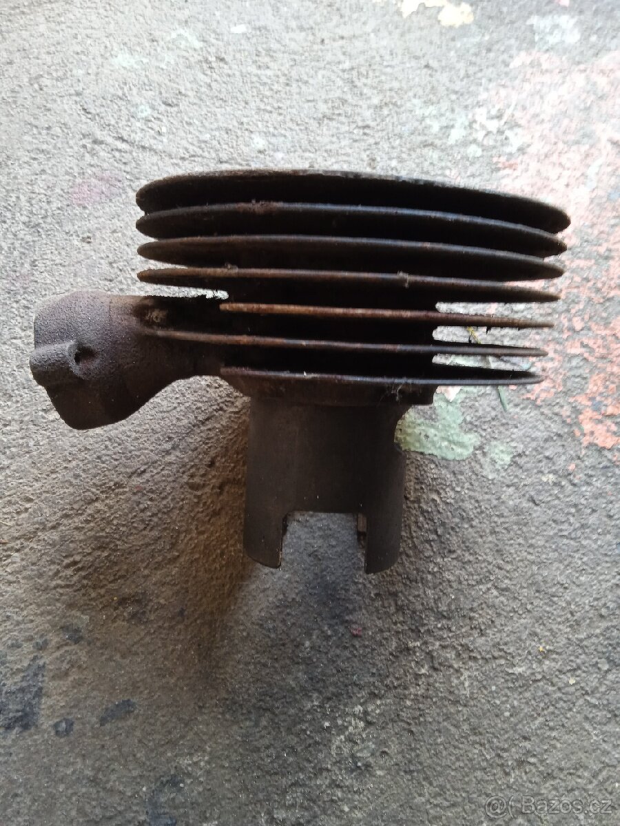 ČZ skútr rikša 175 válec - 2