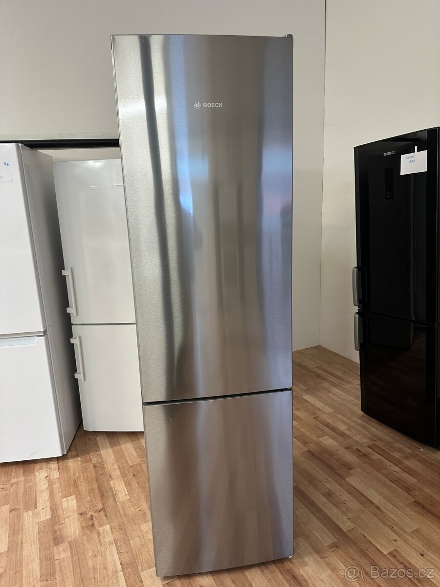 Lednice s mrazákem Bosch (104) - 2