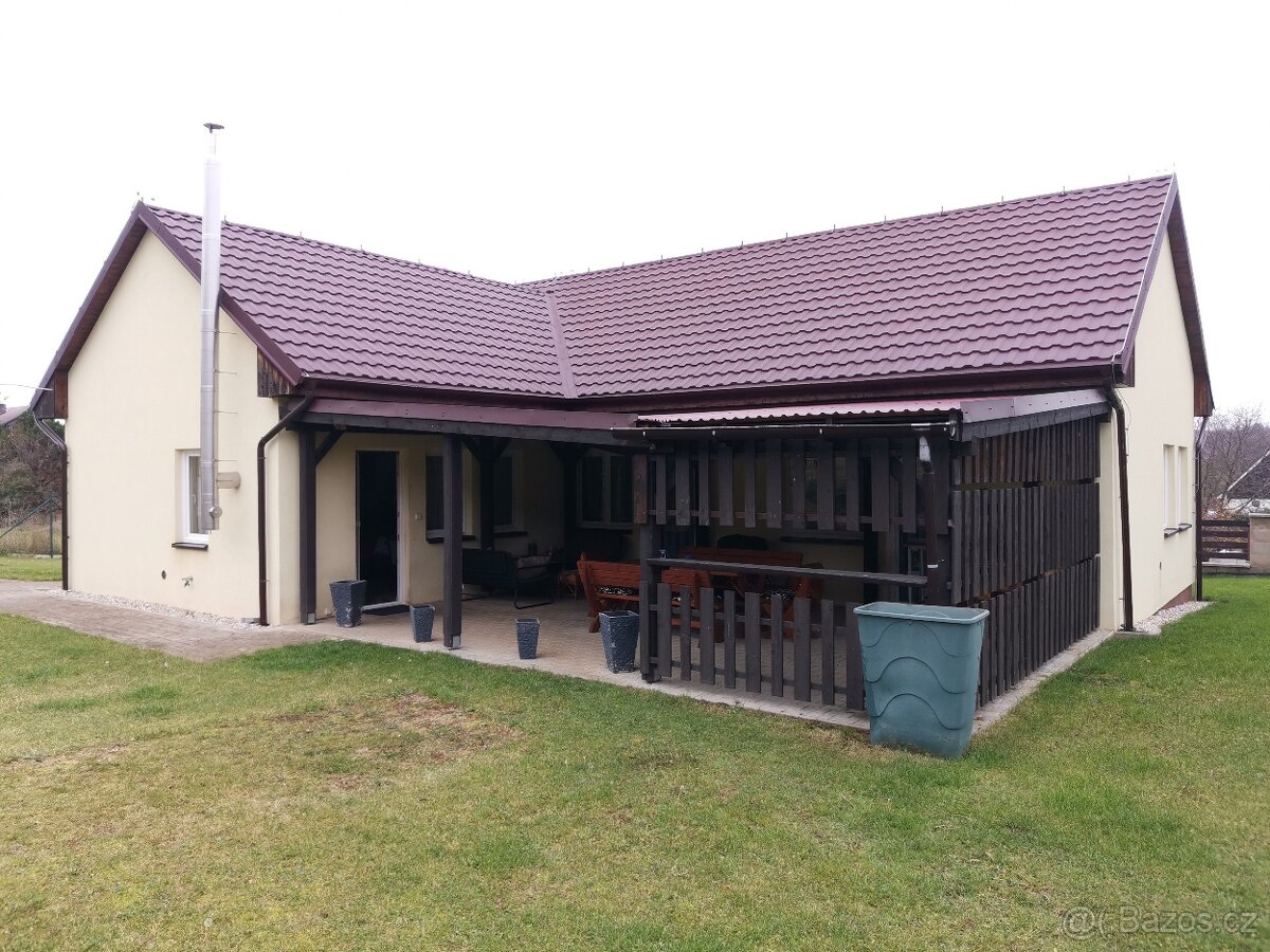 Prodej rodinného domu 113 m2, pozemek 865 m2 - 2