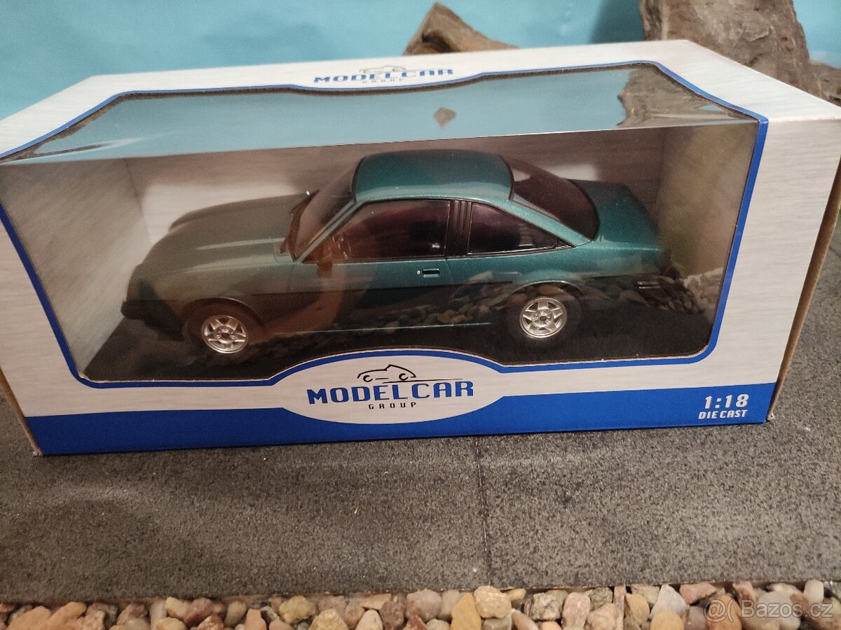 Prodám nový model 1:18 Opel Manta B - 2