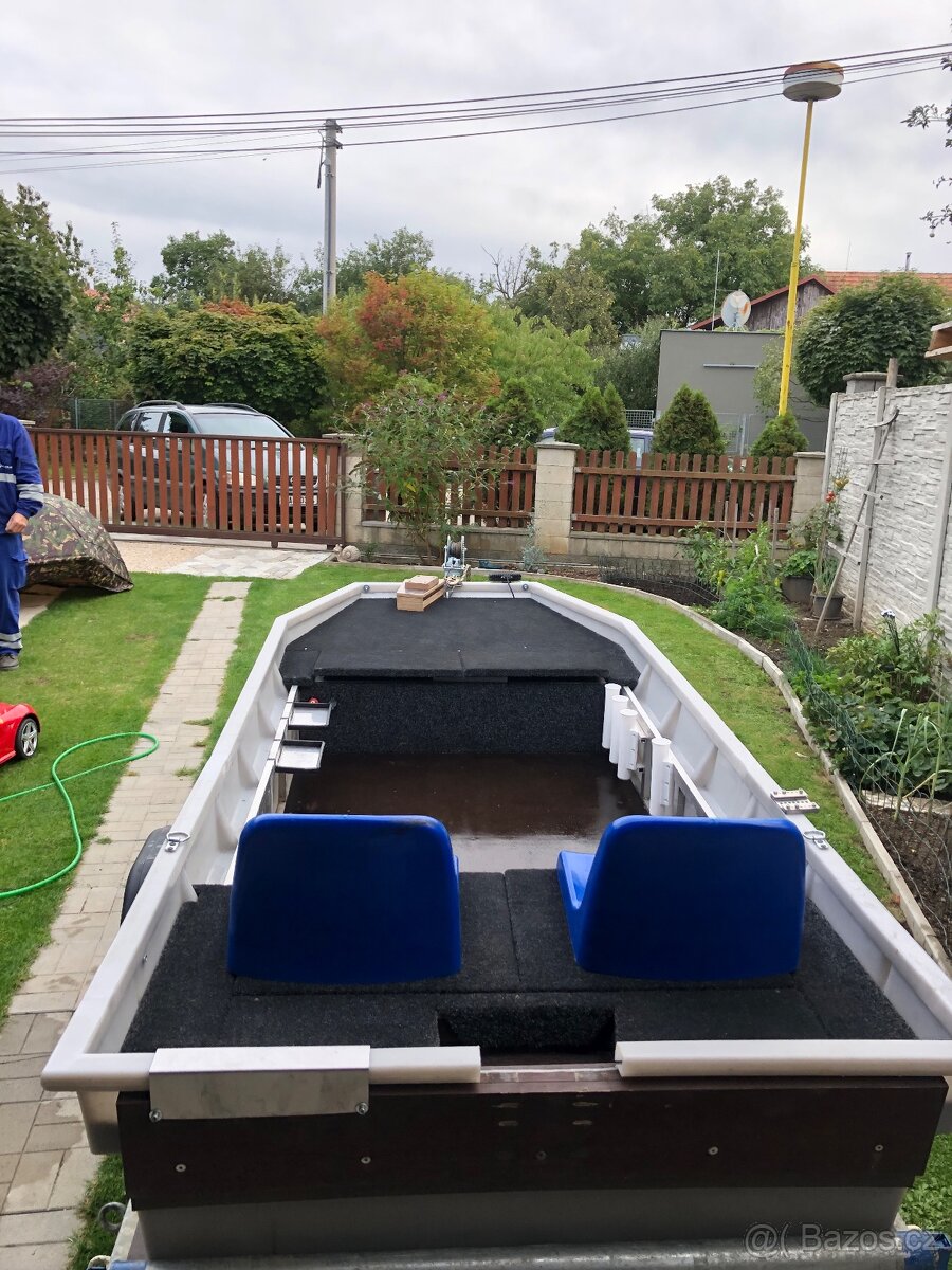 Pramice Rejnok 350 - 2