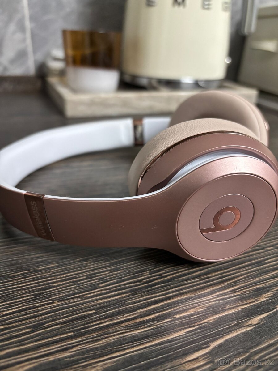 Bezdrátová sluchátka Beats Solo3 Wireless - 2