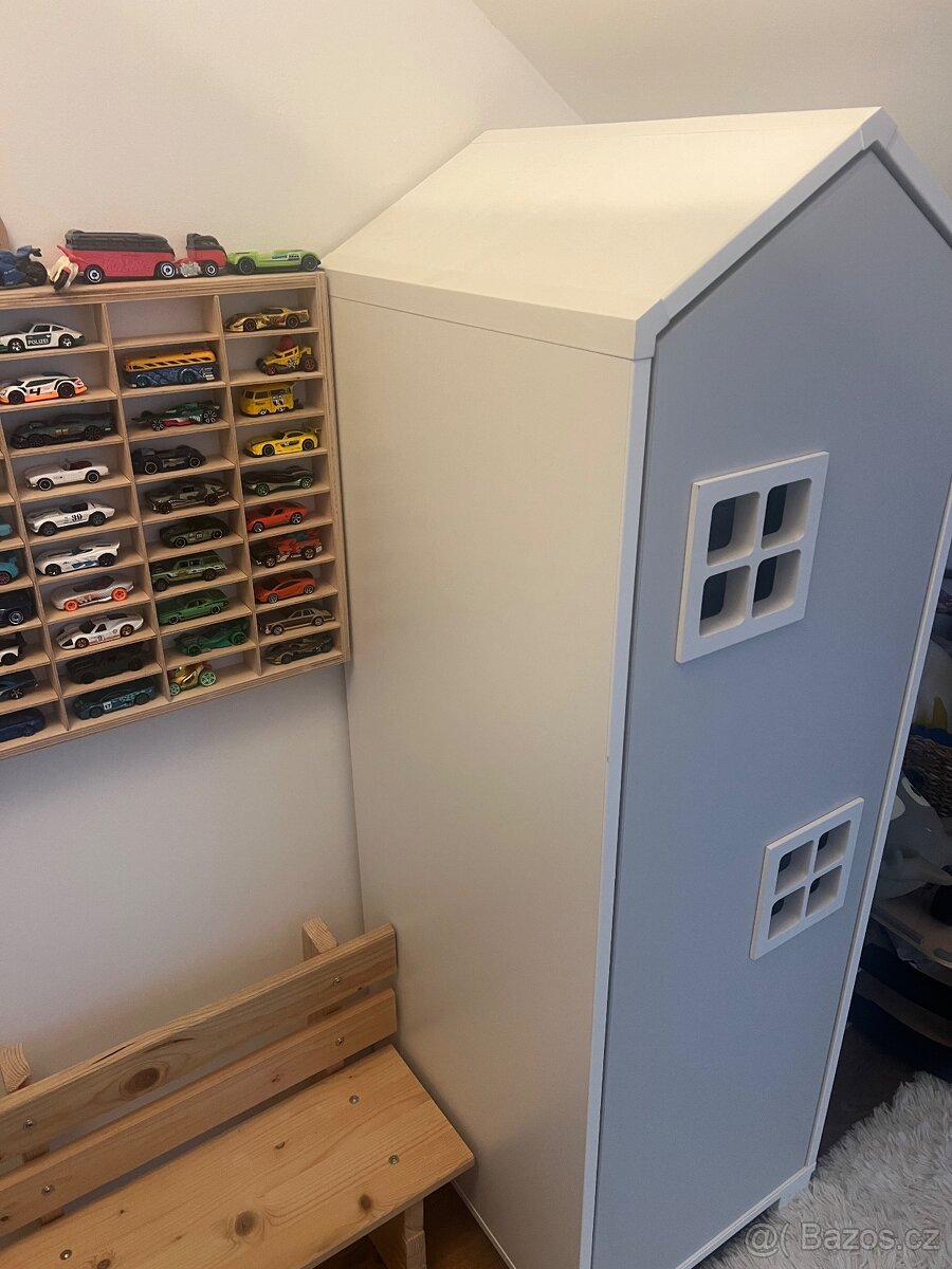 Domečková skříň - 2