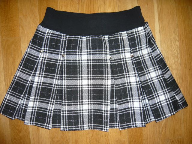 Sukýnky a šatičky- různé velikosti - 2