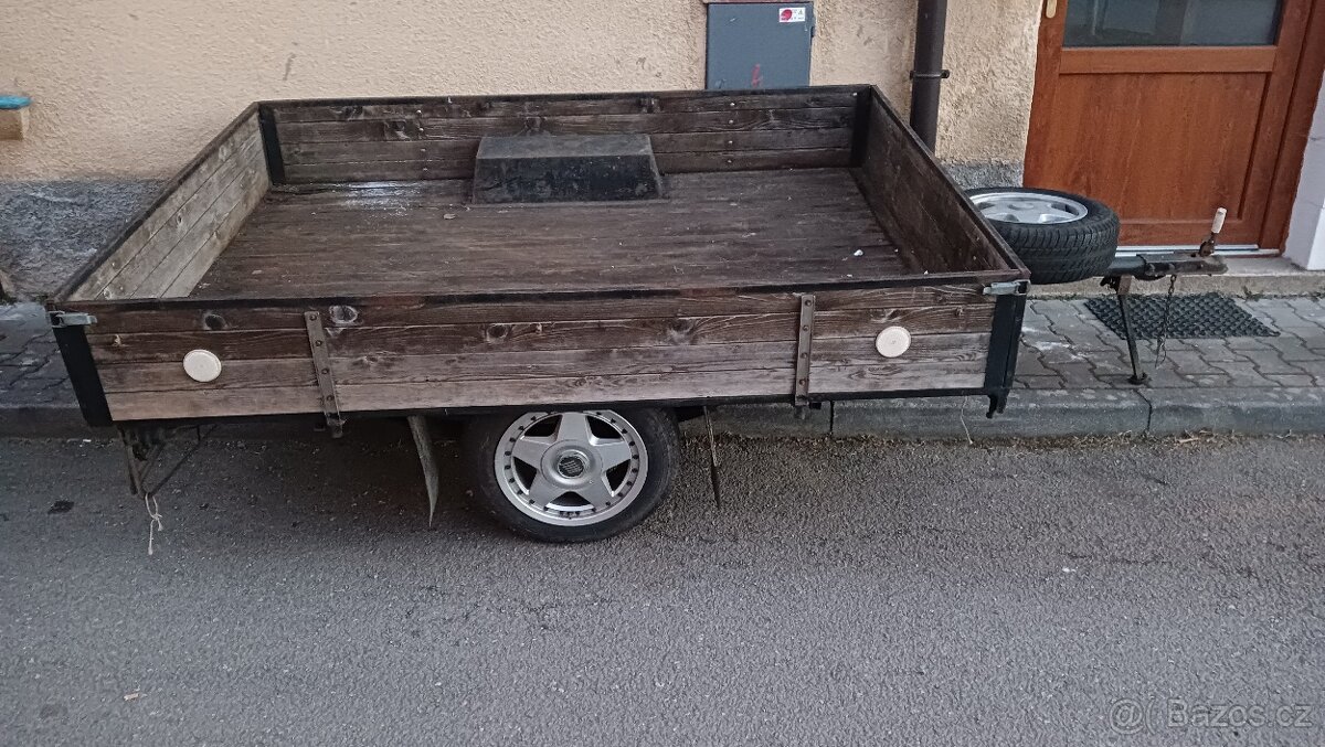 Prodám přívěsný vozík za auto - 2