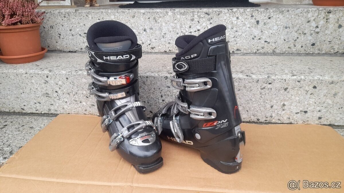 Kvalitní lyžáky Head 28-28,5 cm - 2