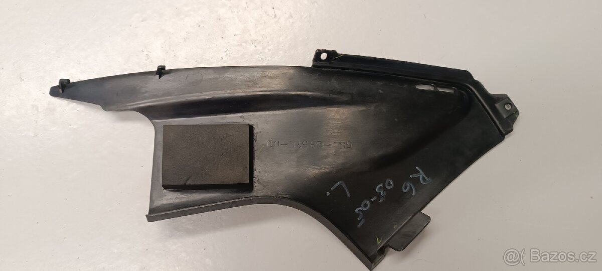 Levý krycí plast Yamaha - 2