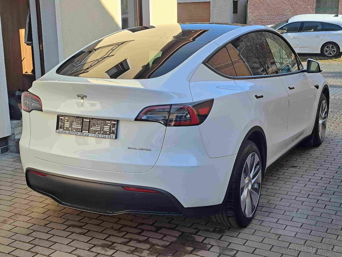 Tesla Model Y AWD 4x4 Long Range - 1860 - 2
