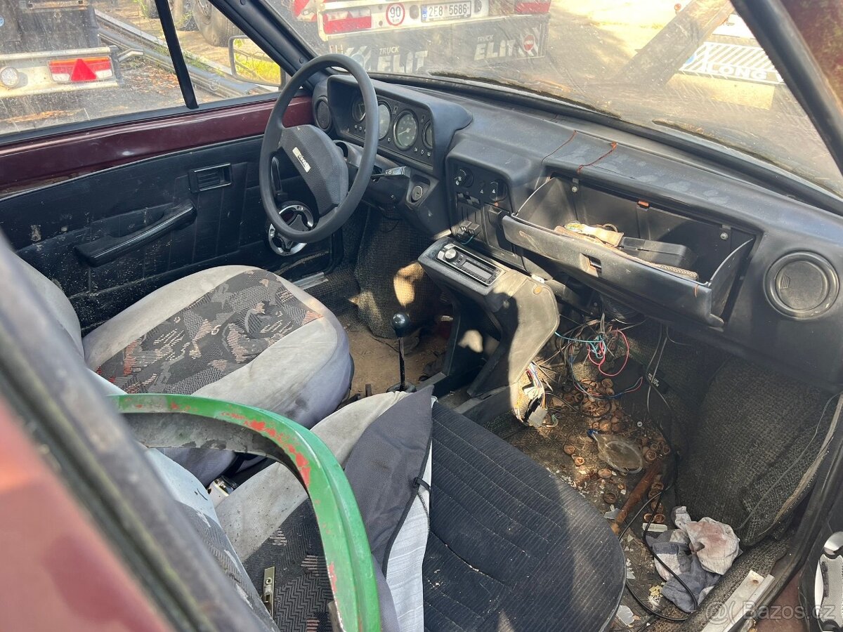 Škoda 120 na díly - 2