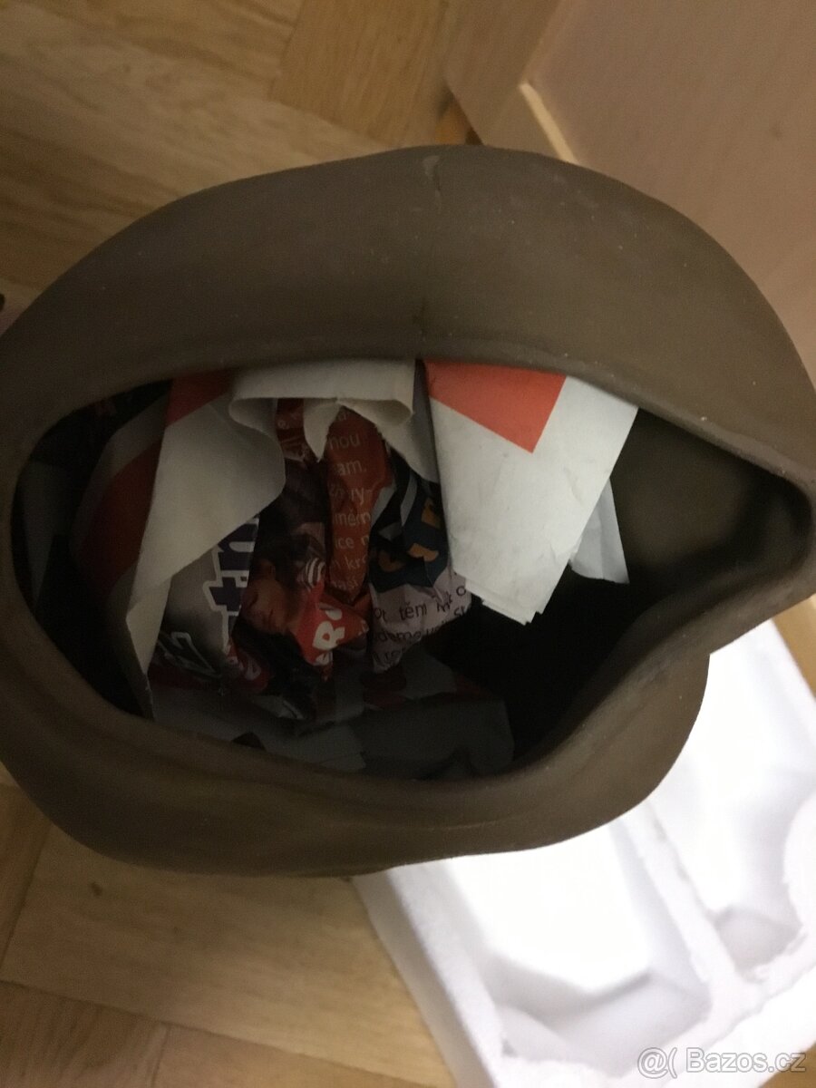 Plastika hlavy retro - 2