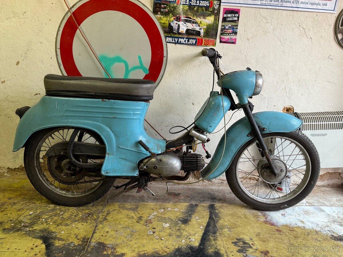 Jawa 555 pionýr - 2