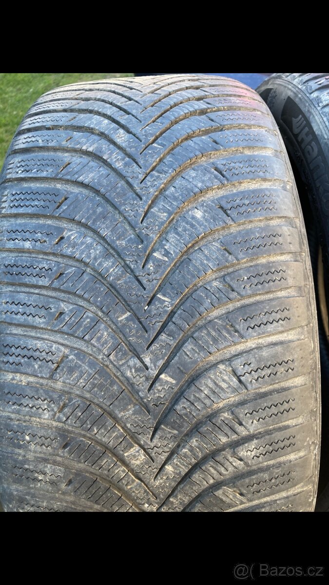 Pneu 225/45r17 - 2