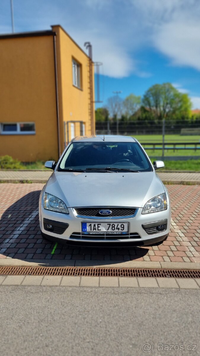 Ford Focus 1.6 nová STK - 2