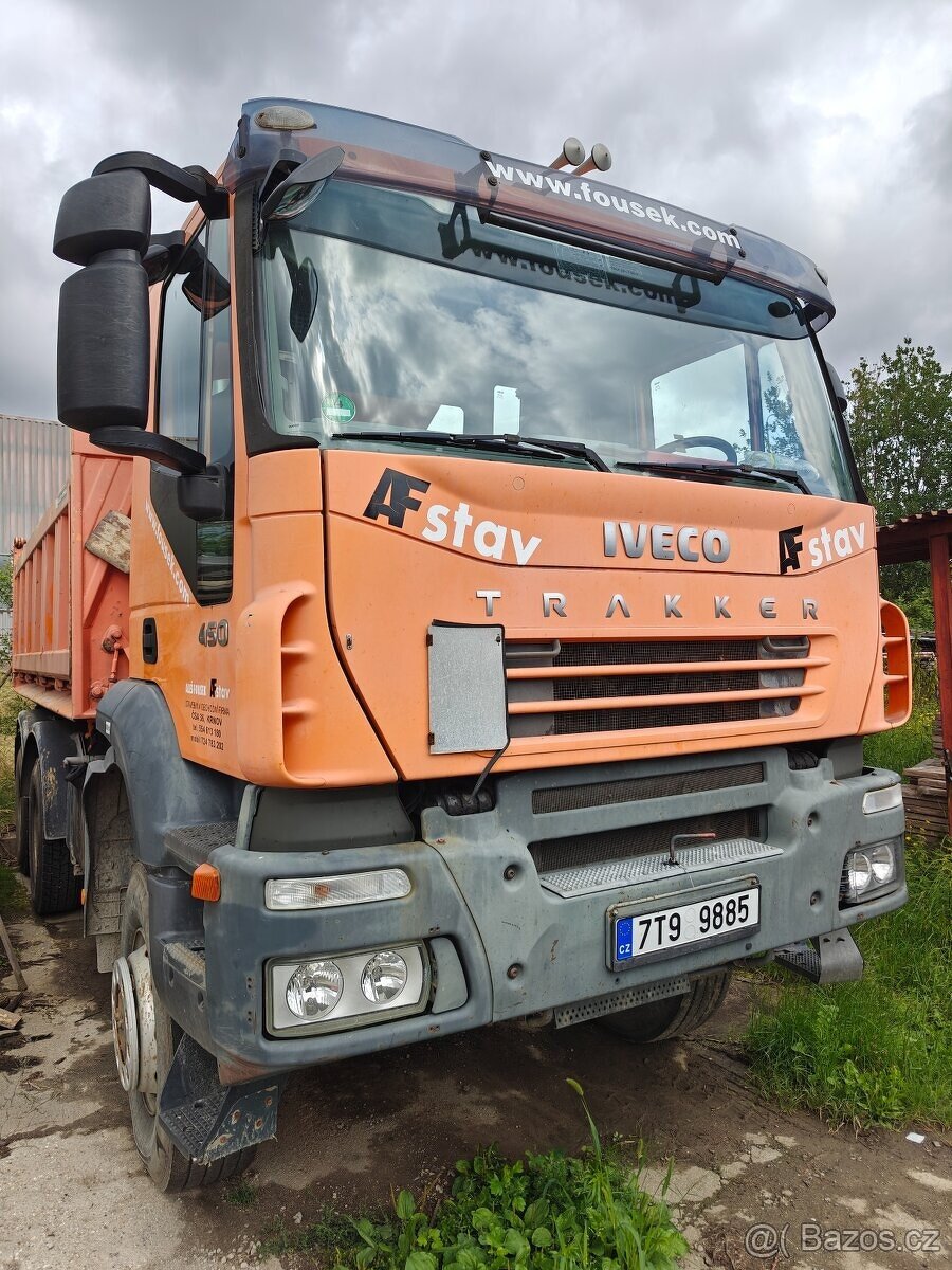 IVECO Trakker 450 pohon 6x6 - 2